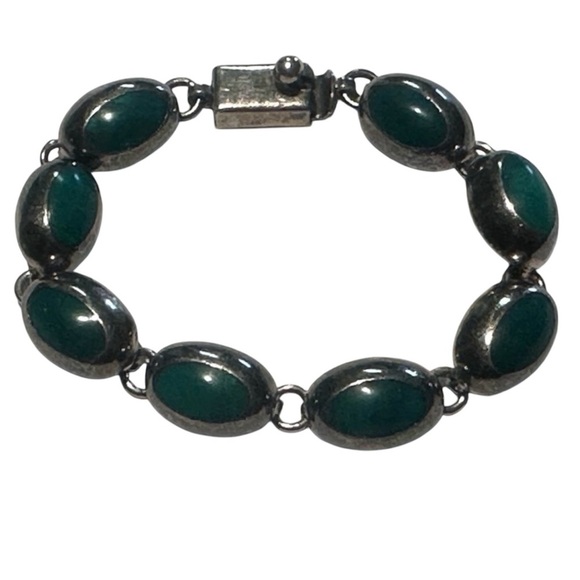 Mexican Silver Jewelry - MEXICO TH ll .925 Vintage Malachite Inlaid in Oval Silver Bracelet 7”L